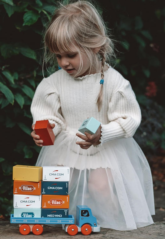 Vilacity Wooden Container Truck