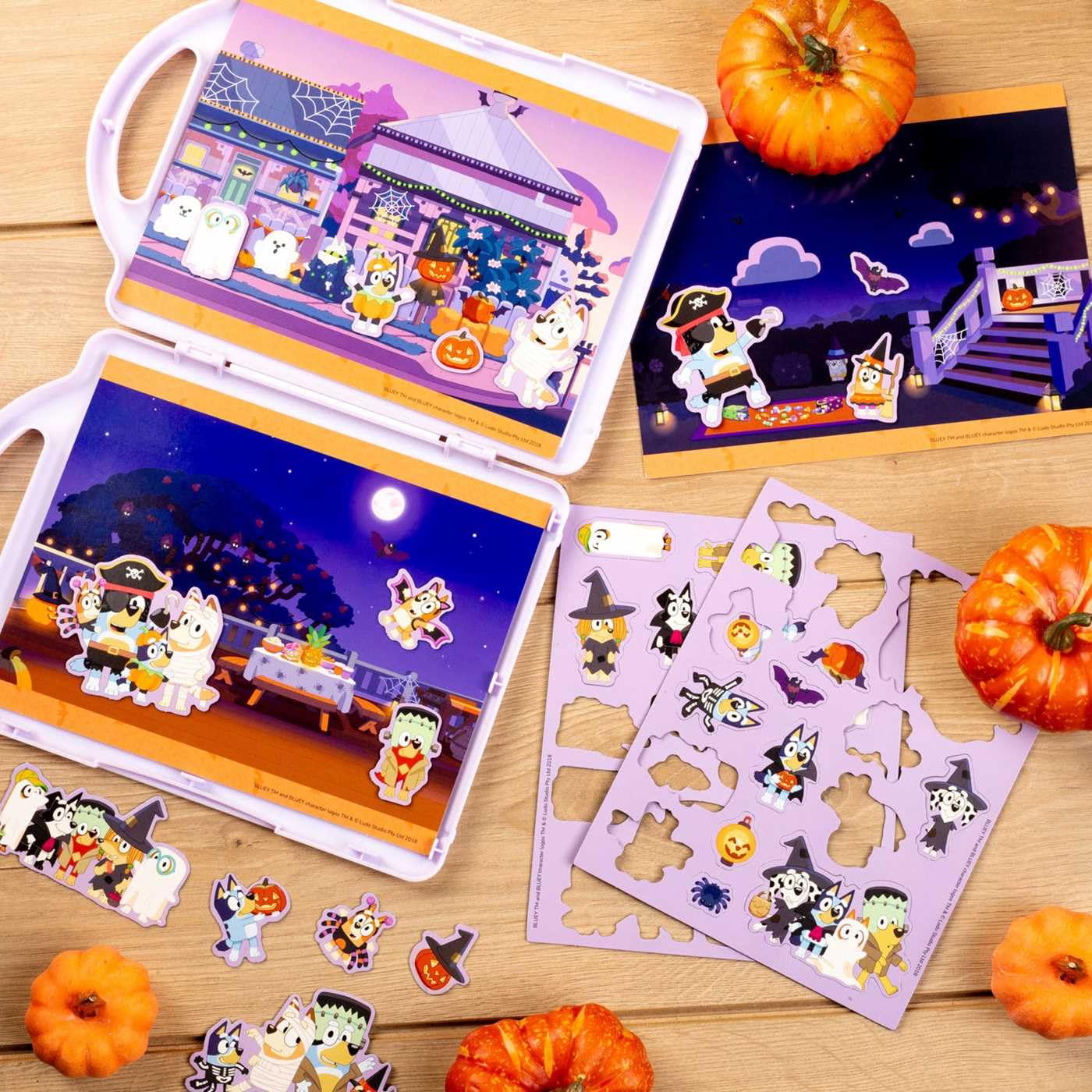 Bluey: Trick or Treat Magnetic Play Set