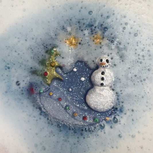 Christmas Bath Bomb- Snowman with tree