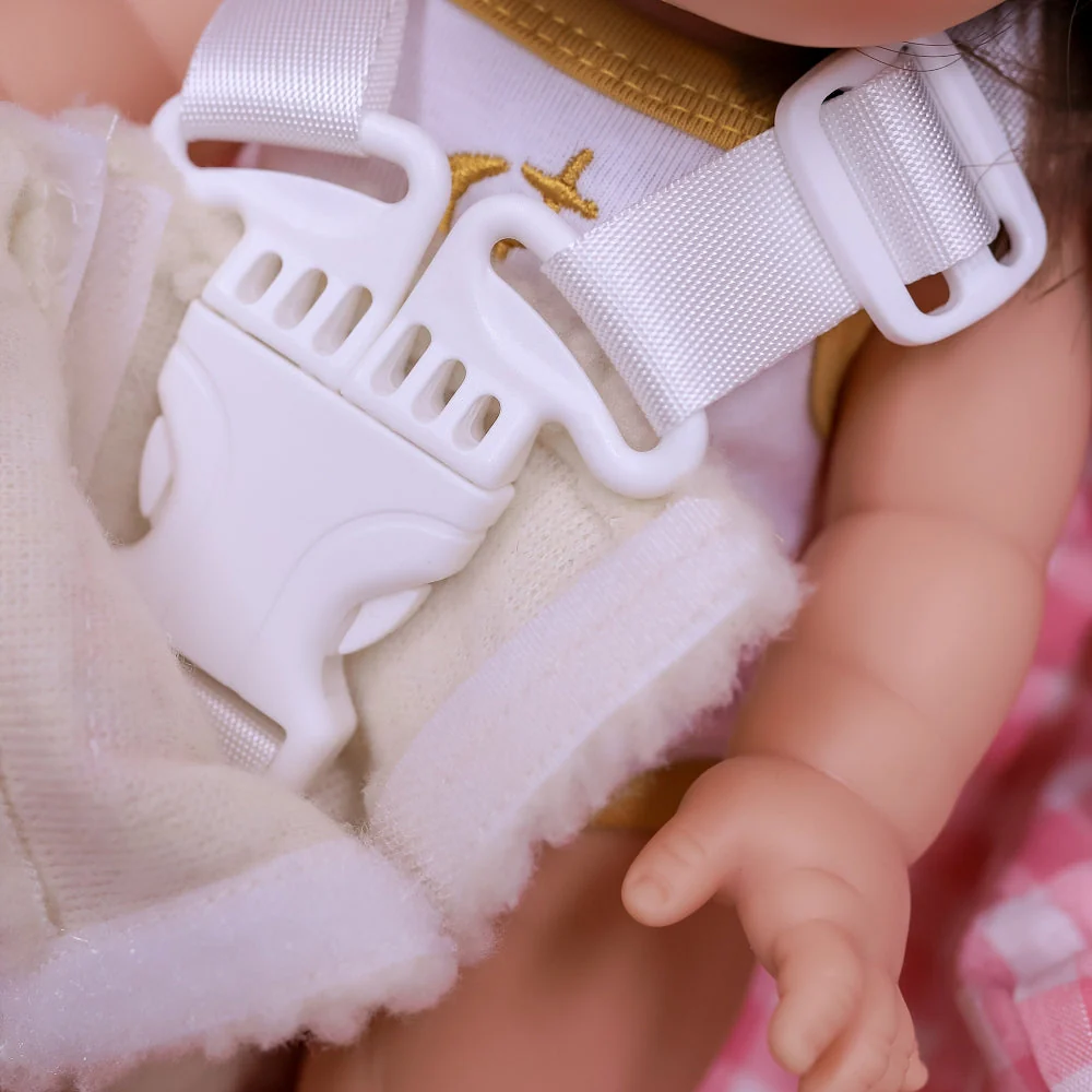 Doll Capsule Sherpa - Tiny Harlow