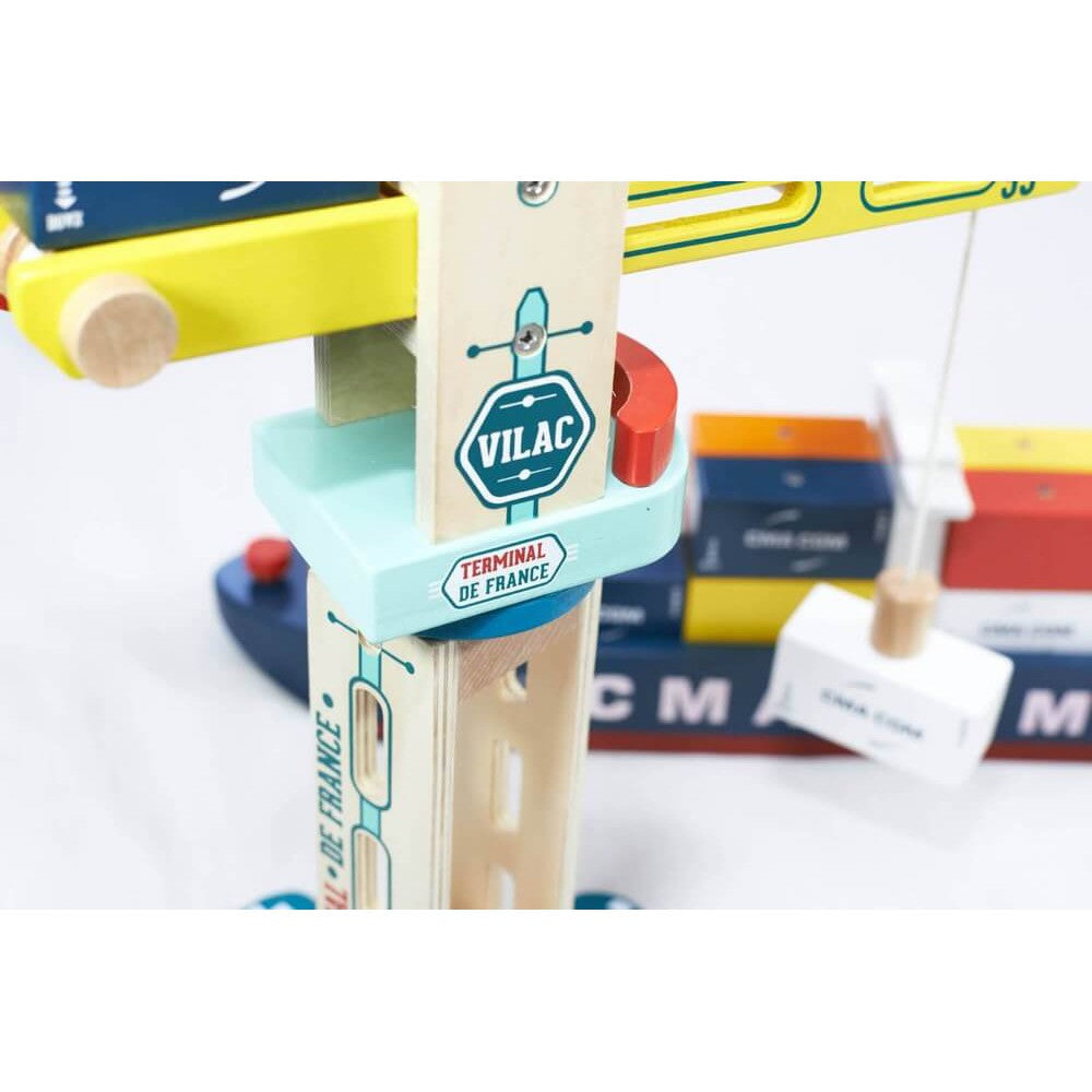 Vilacity Wooden Crane