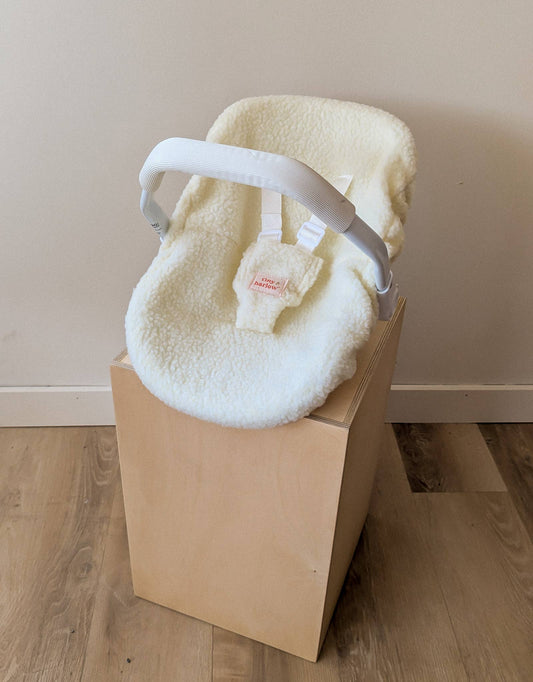 Doll Capsule  Sherpa - Tiny Harlow