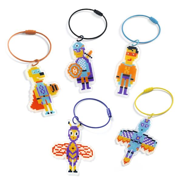 DIY / Shrink plastic keychains / Pixel Art Heroes