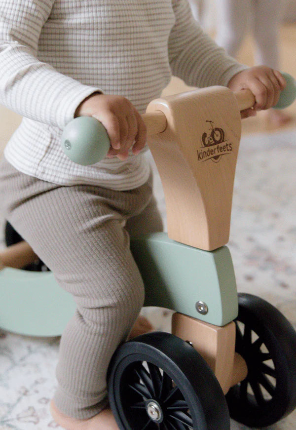 Kinderfeets - Tiny Glider