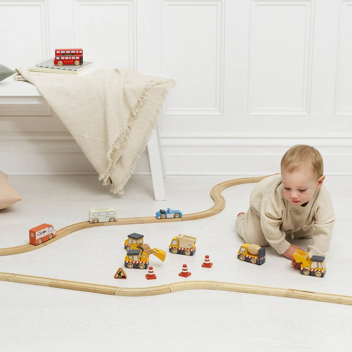 Construction Cars, Trucks & Diggers