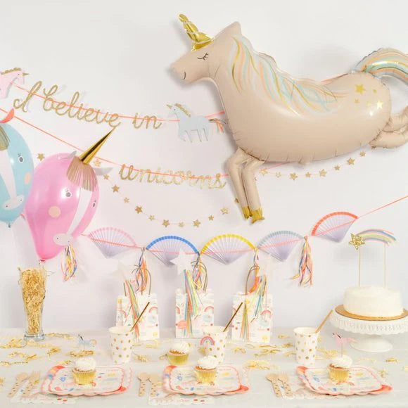 I Believe In Unicorns Garland